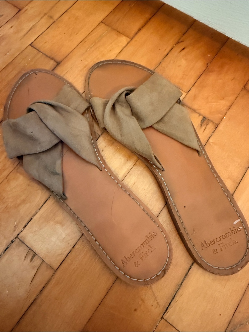 Abercrombie and fitch sandal